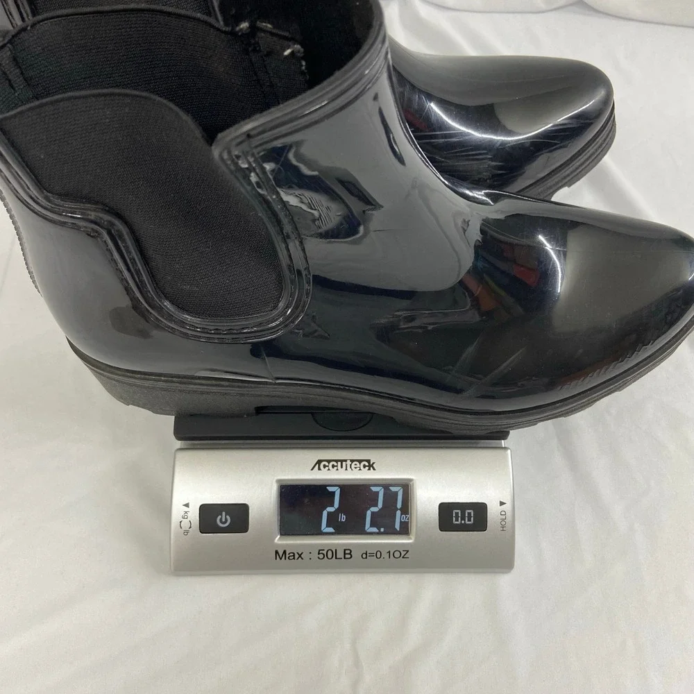 Capelli New York women's black glossy rubber ankle rain boots stretch slip on 11